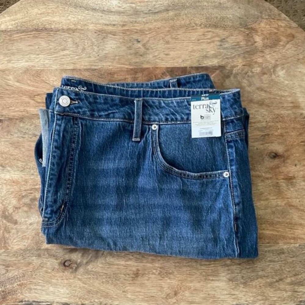 NEW 26W Women's Dark Wash High Rise Jeans - Picture 2 of 3